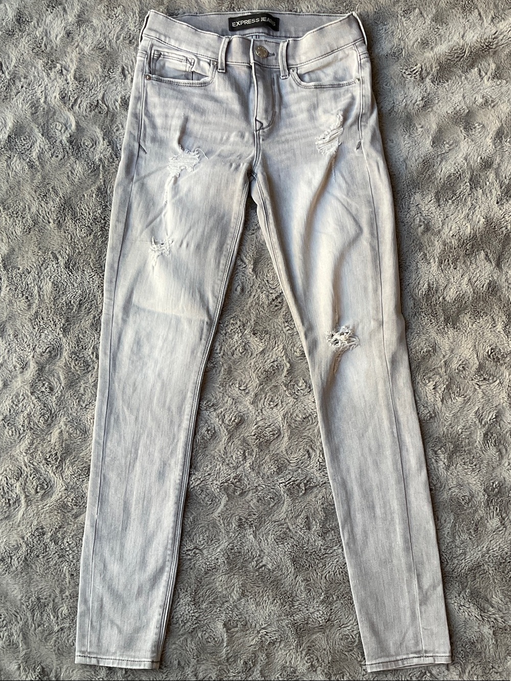 Express Light Gray Ripped Skinny Jeans for Women